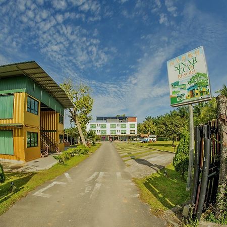 Sinar Eco Resort Kampong Bukit Panjang Exterior foto