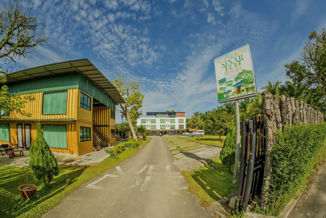 Sinar Eco Resort Kampong Bukit Panjang Exterior foto